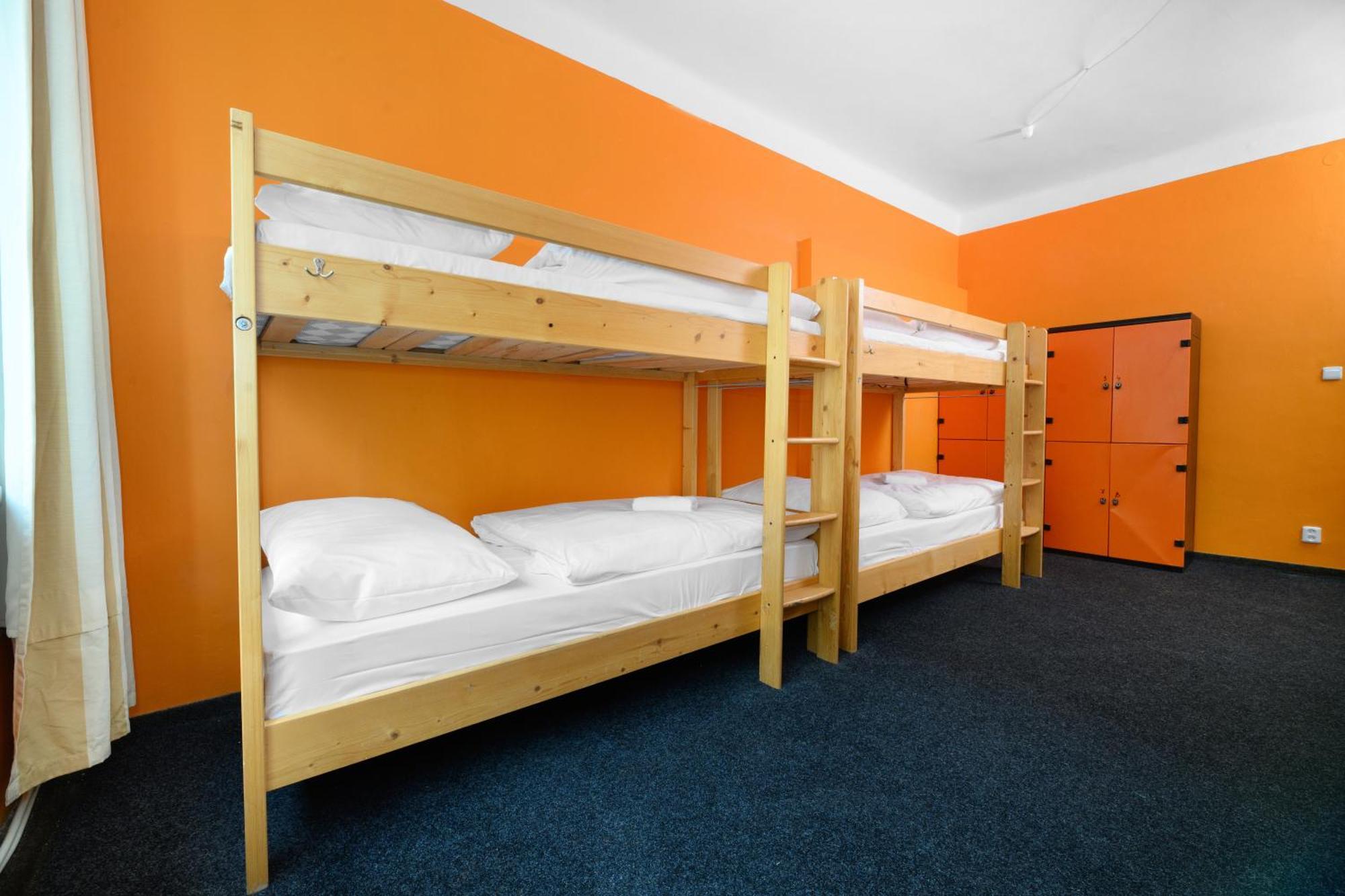 Benedikt City Center Hostel ปราก ภายนอก รูปภาพ