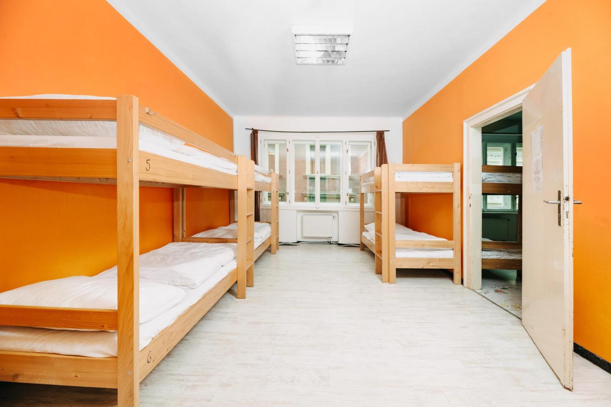 Benedikt City Center Hostel ปราก ภายนอก รูปภาพ