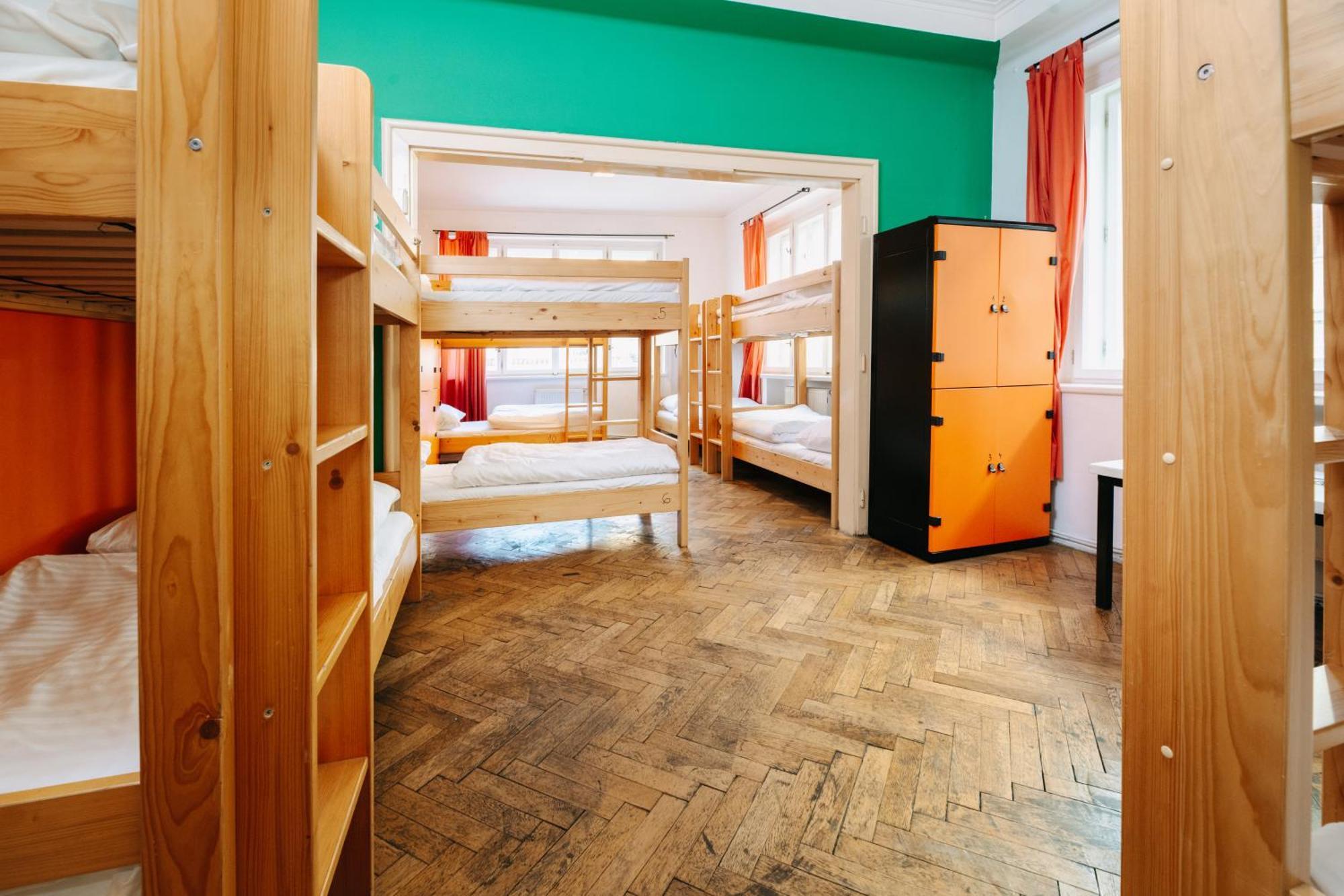 Benedikt City Center Hostel ปราก ภายนอก รูปภาพ