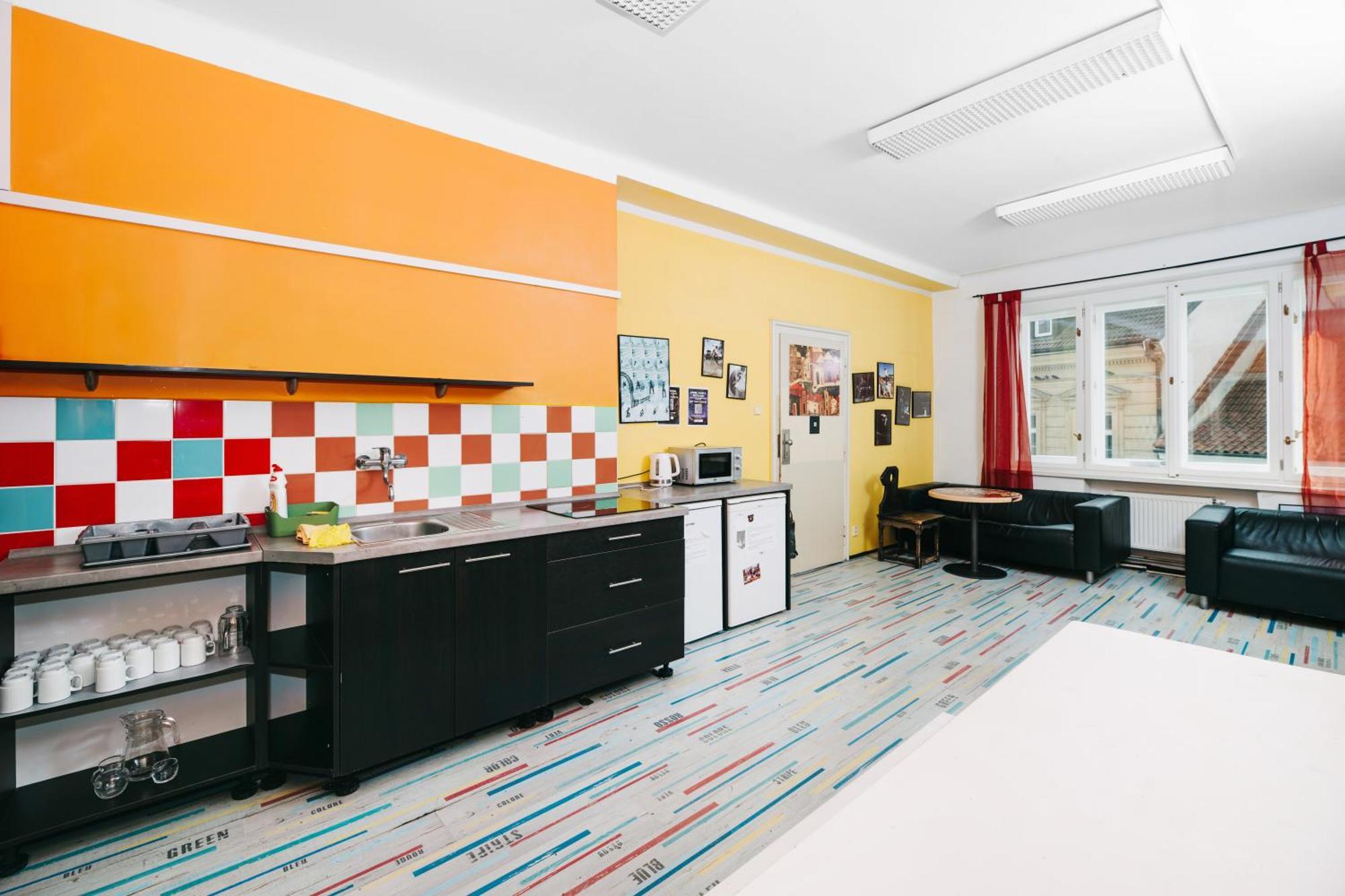 Benedikt City Center Hostel ปราก ภายนอก รูปภาพ